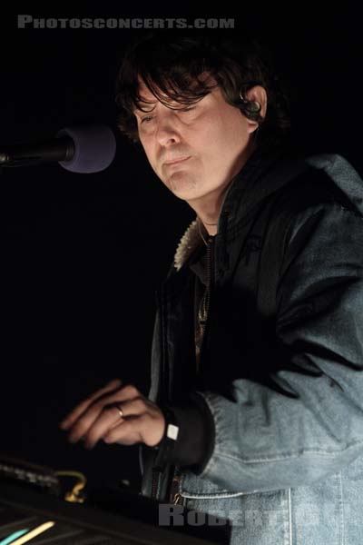 PANDA BEAR - 2013-11-02 - PARIS - Grande Halle de La Villette - 